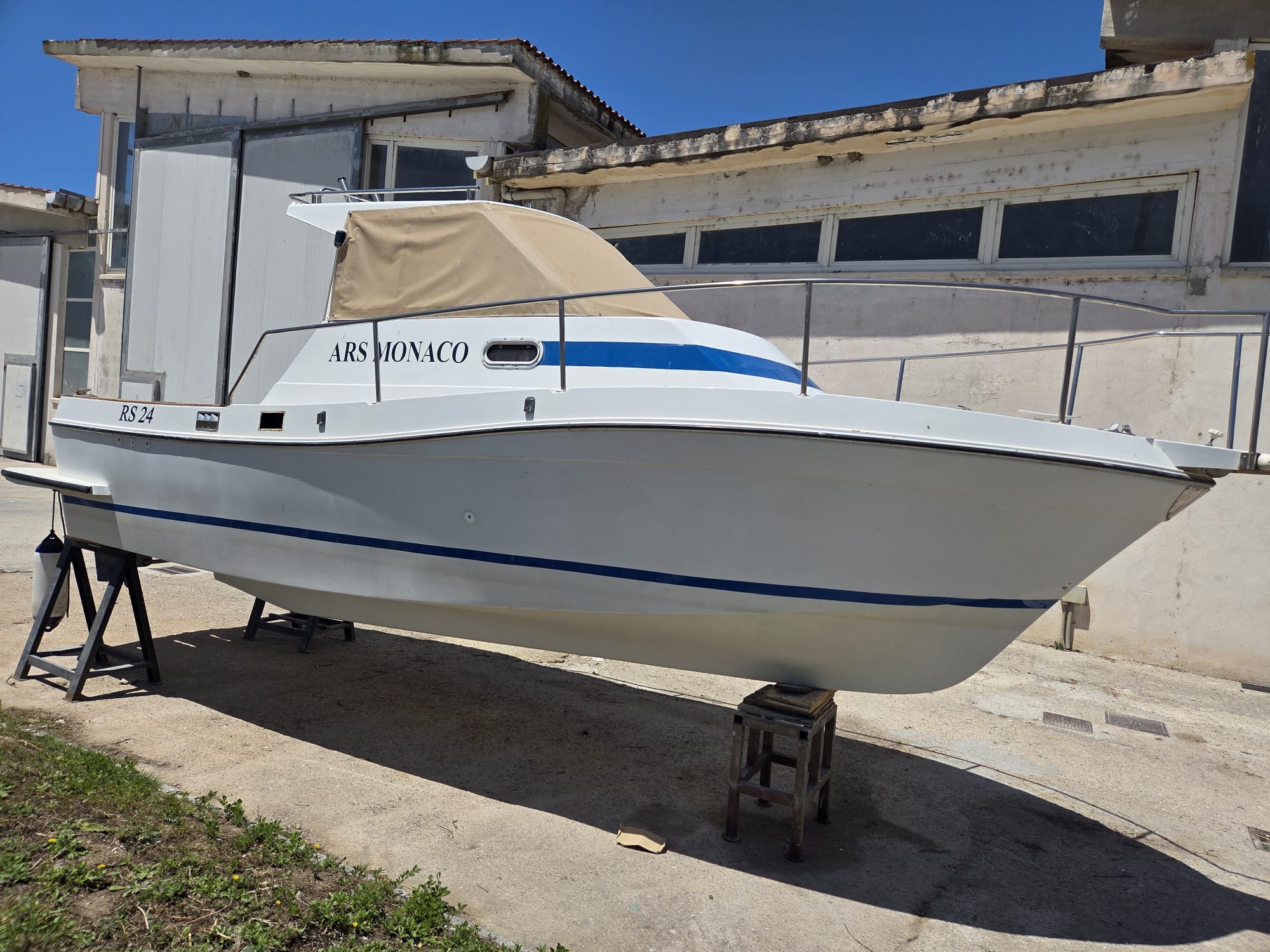 ARS MARE 24 + 2X110 HP AIFO<br><a href=dettaglio.aspx?Id=418 >VAI ALLA SCHEDA</a>
